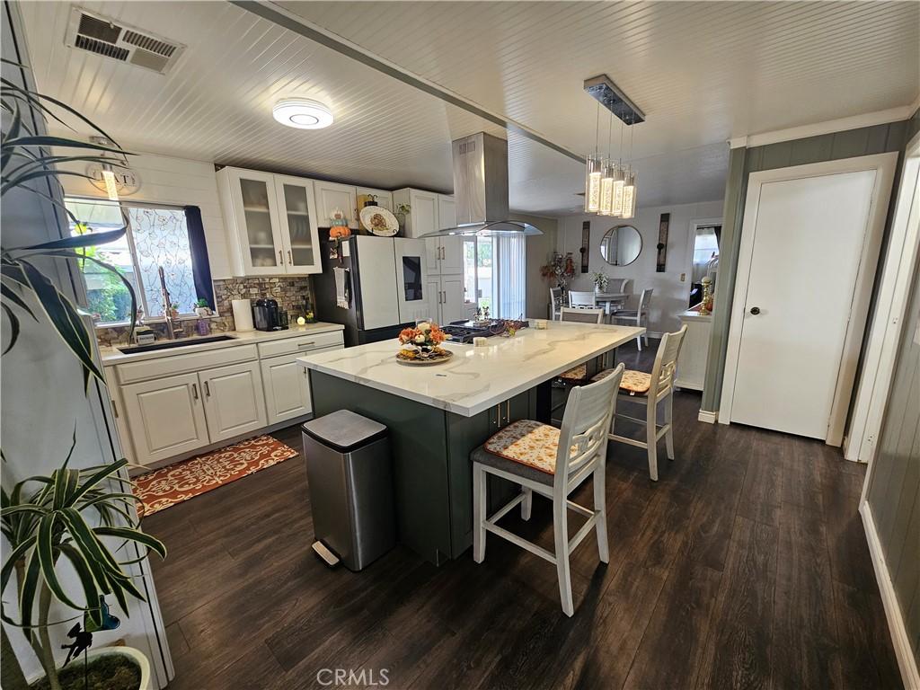 MLS #IG25254482 image #0