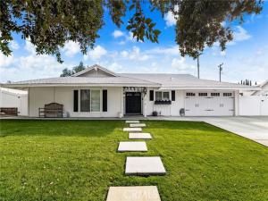 MLS #IG25263694 image #0