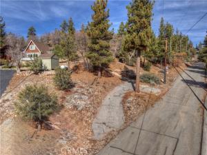 1115 Fawnskin Drive Fawnskin CA 92333 | MLS #IG25270054 41 MLS #IG25270054 image #0