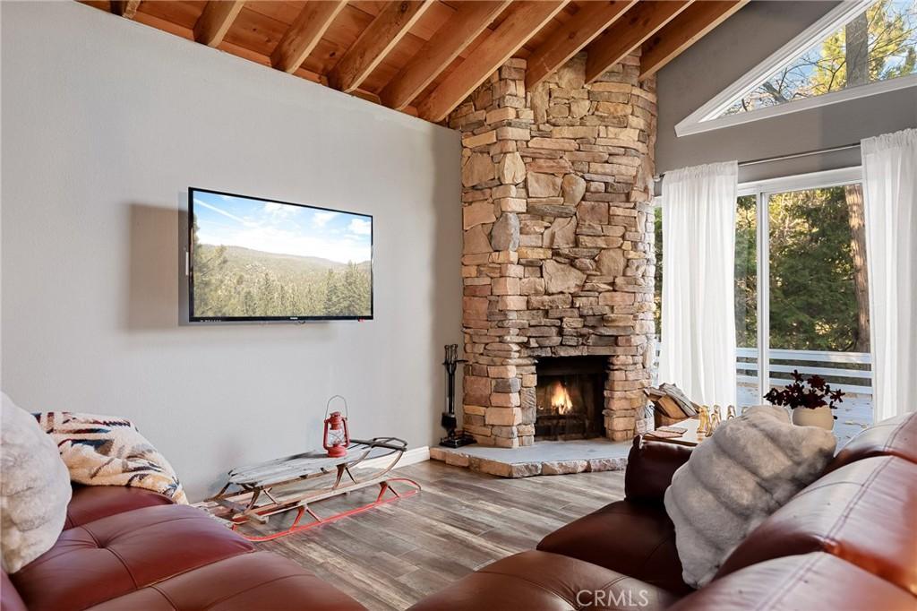 MLS #IG25278664 image #0