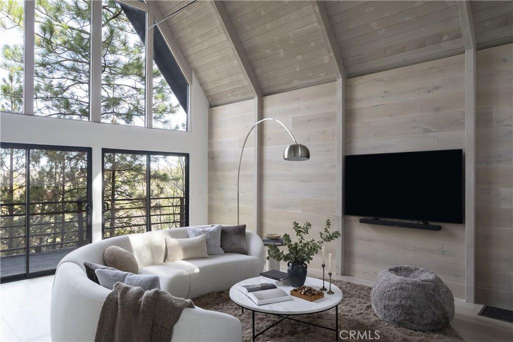 MLS #IG25281319 image #0