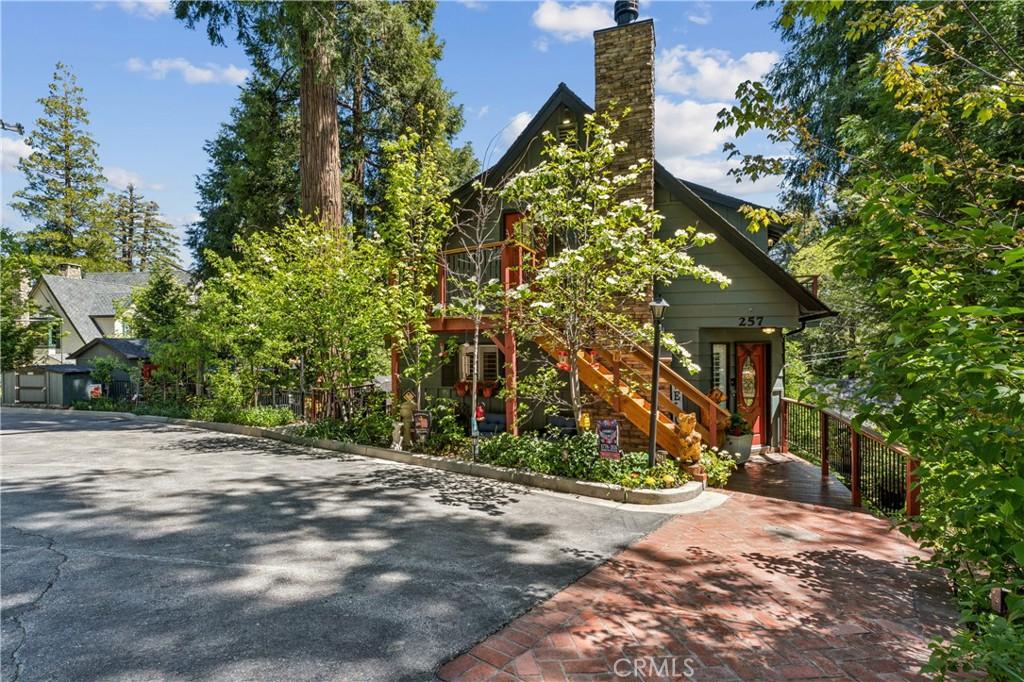 257 Corona CR Lake Arrowhead CA 92352 | MLS #IG26093609 45 MLS #IG26093609 image #0