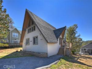 1234 Klondike Lake Arrowhead CA 92352 | MLS #IG26222288 45 MLS #IG26222288 image #0