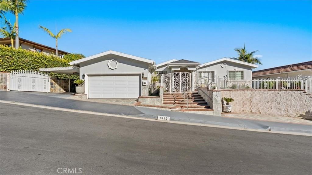 MLS #IN25251046 image #0