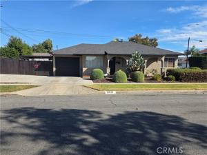 MLS #IN25251163 image #0