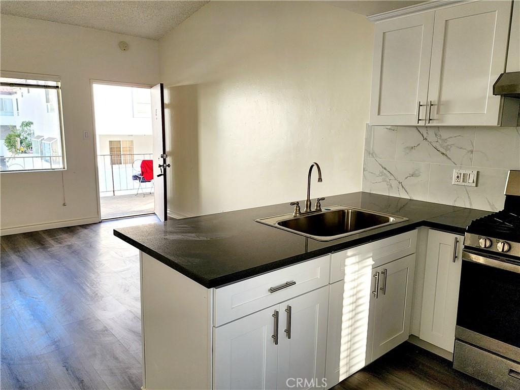 MLS #IN25268729 image #0