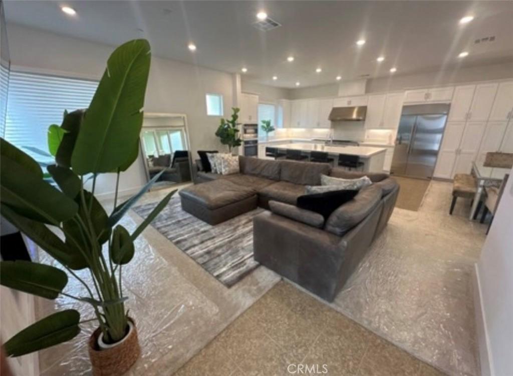 MLS #IN26193169 image #0