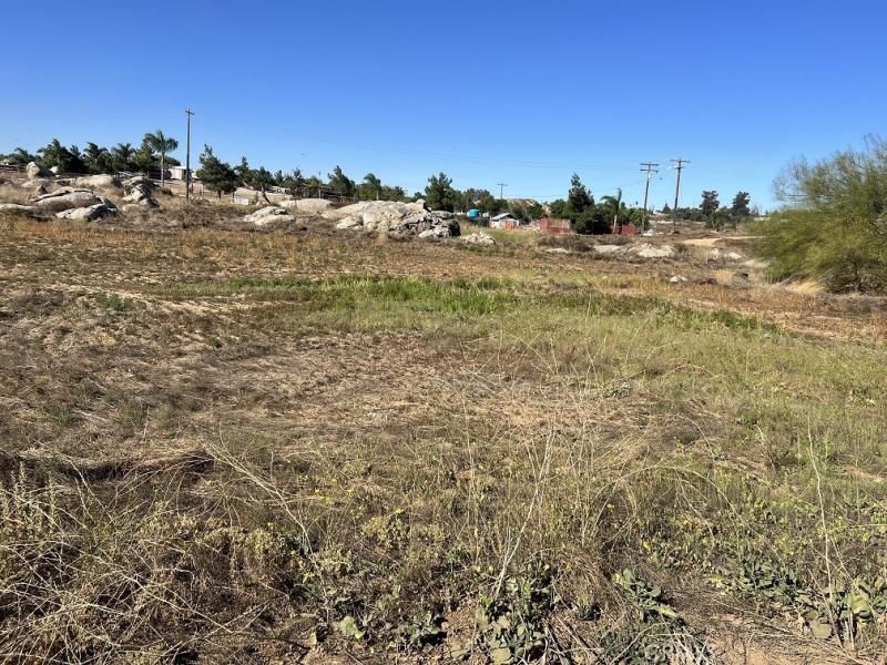 MLS #IV23205235 image #0