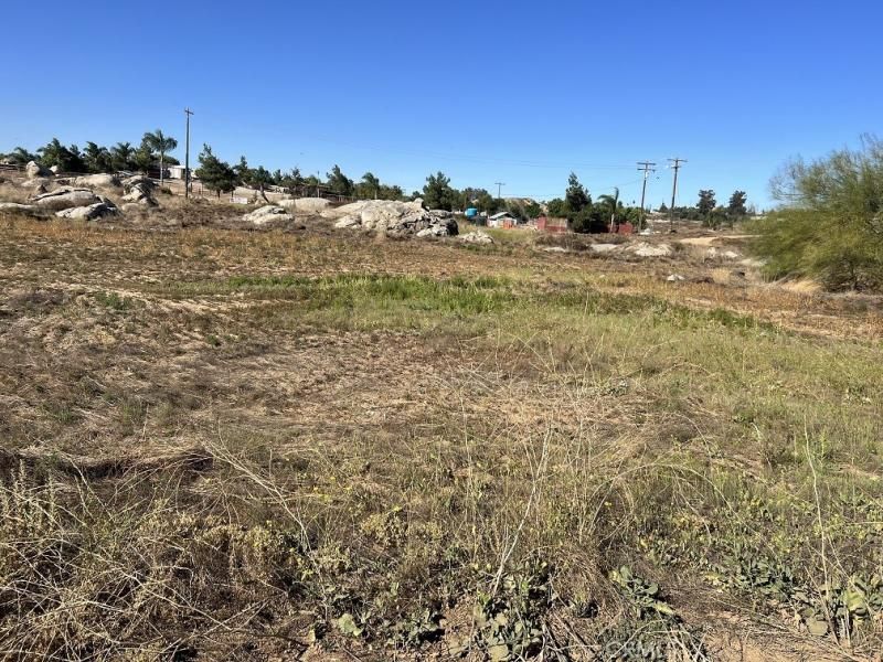 MLS #IV23205235 image #0