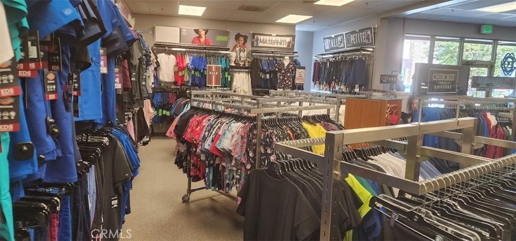 MLS #IV25041299 image #0