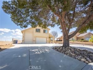 MLS #IV25079380 image #0