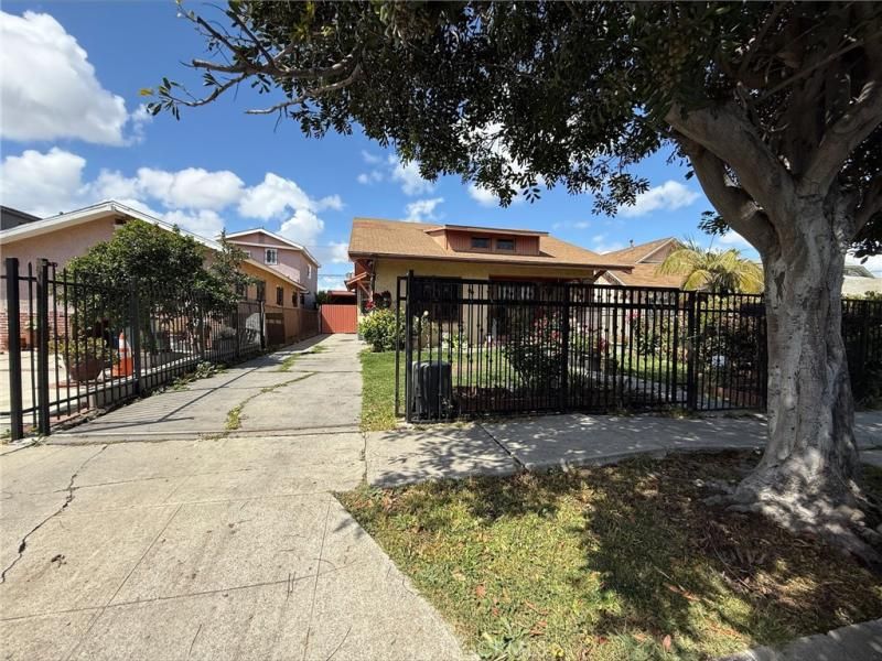 MLS #IV25093527 img 0