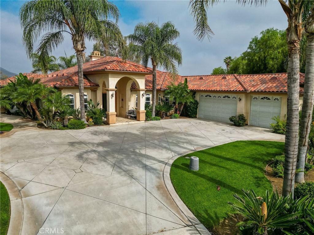 MLS #IV25114632 image #0