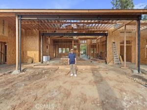 MLS #IV25118181 image #0