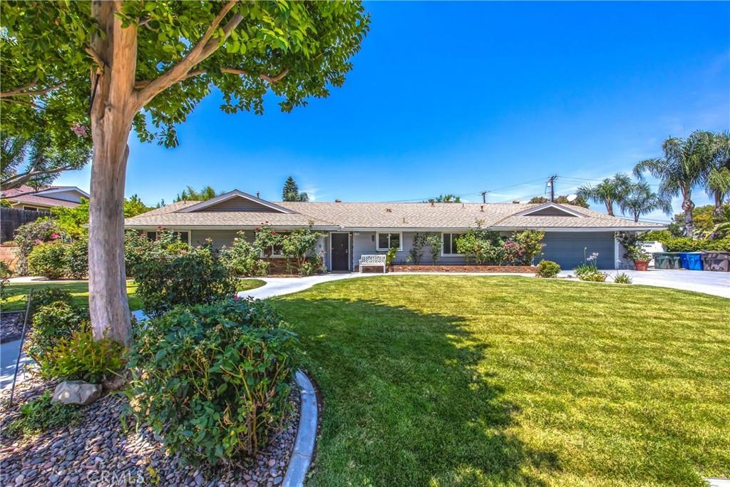 MLS #IV25131638 image #0