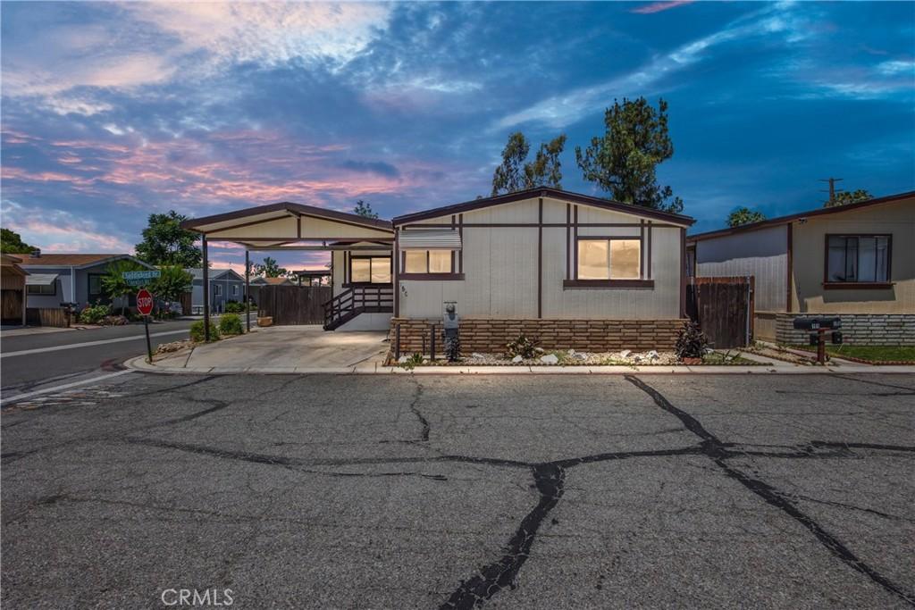 MLS #IV25133412 image #0