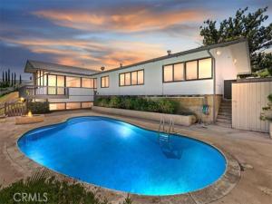 MLS #IV25169940 image #0