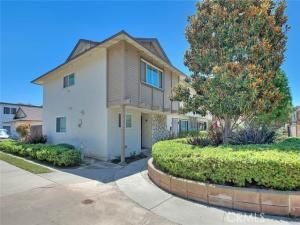 MLS #IV25174893 image #0