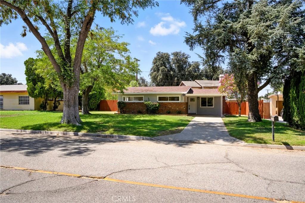 MLS #IV25176606 image #0