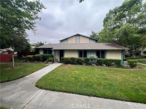 MLS #IV25177481 image #0