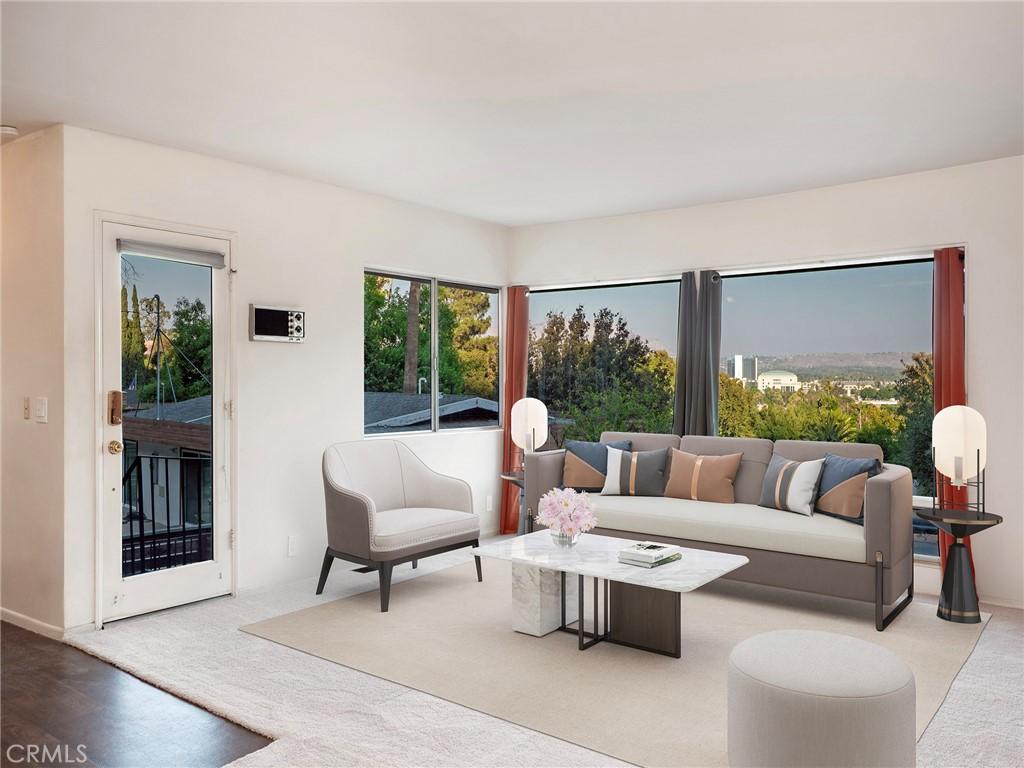 MLS #IV25178141 image #0