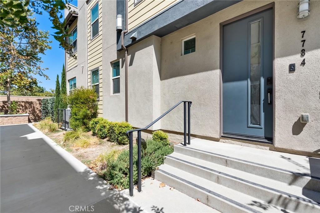 MLS #IV25180466 image #0