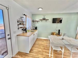 MLS #IV25180774 image #0