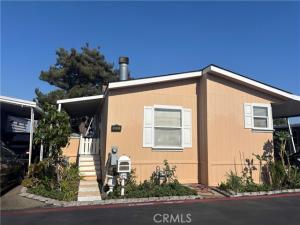 MLS #IV25181470 image #0