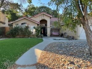 MLS #IV25181681 image #0