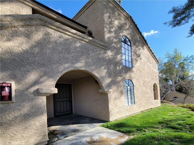 MLS #IV25182060 img 0