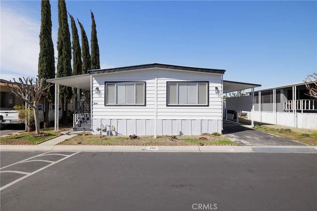 MLS #IV25189904 image #0