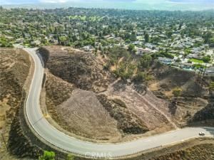 MLS #IV25210257 image #0