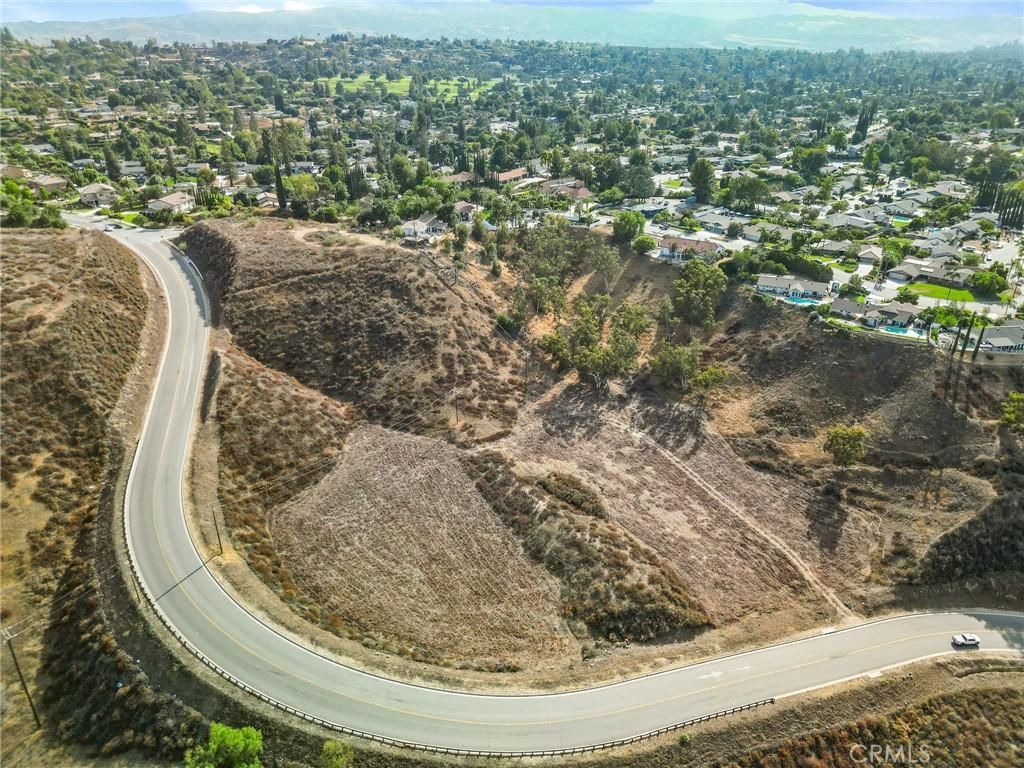 MLS #IV25210257 image #0