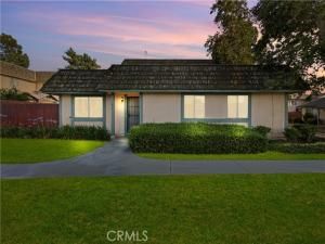 MLS #IV25214403 image #0