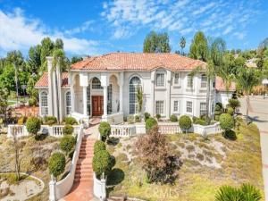 MLS #IV25215853 image #0