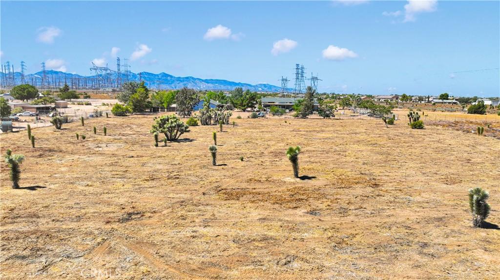 MLS #IV25216078 image #0