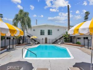 MLS #IV25218561 image #0