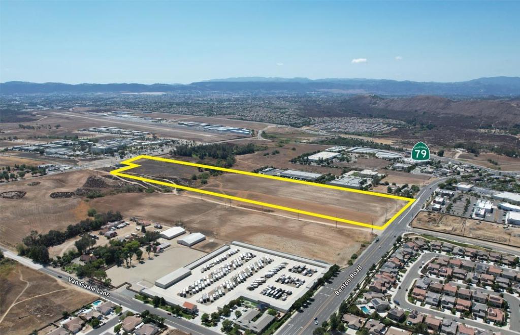 MLS #IV25219761 image #0