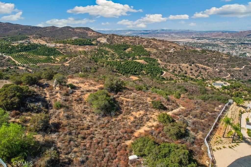 MLS #IV25220642 image #0