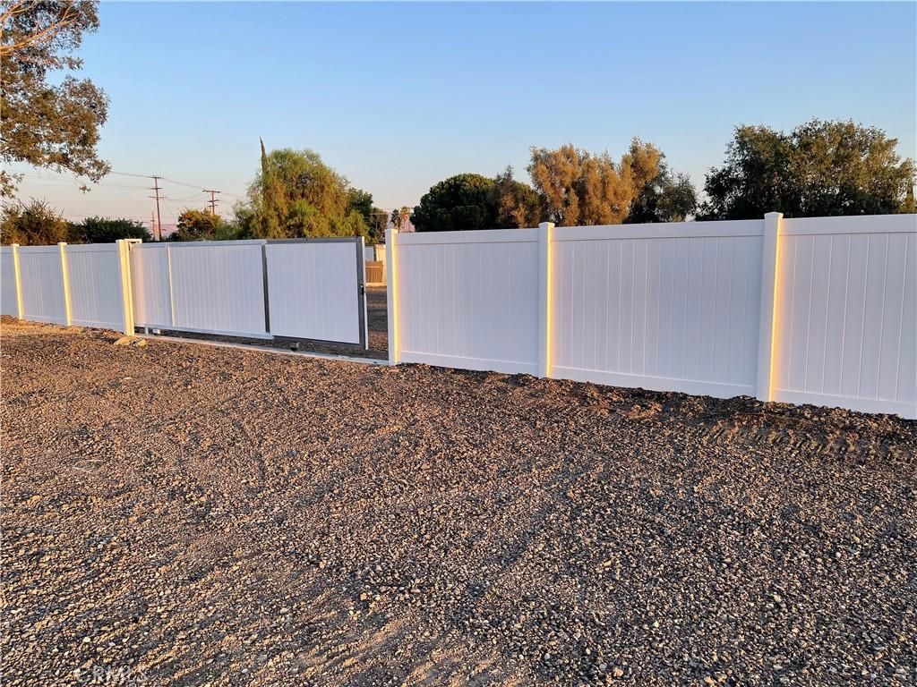 MLS #IV25220974 image #0