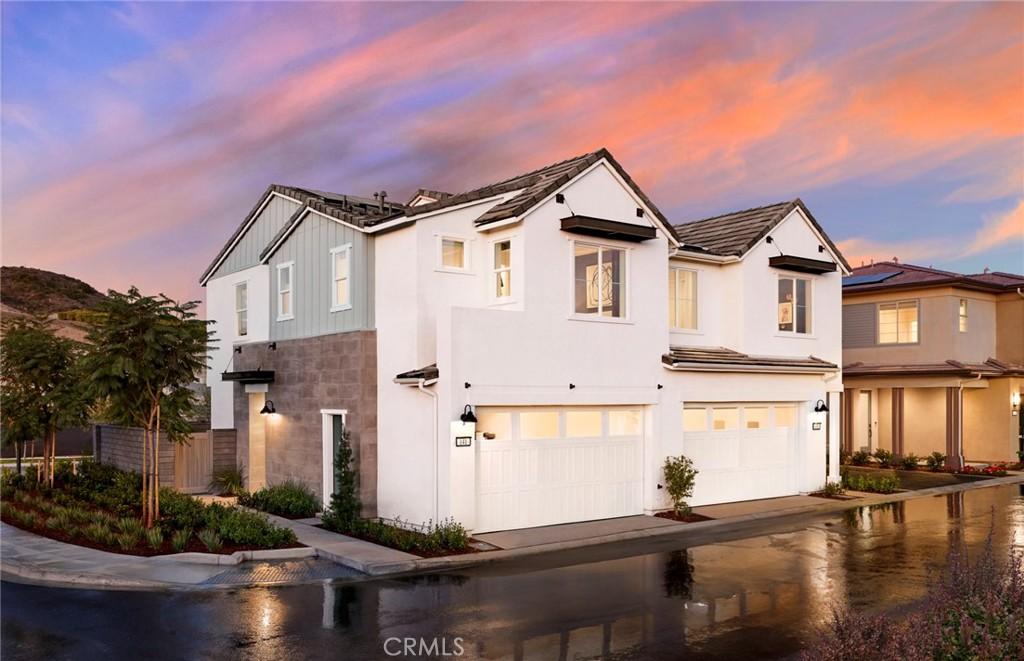 MLS #IV25221351 image #0