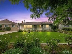 MLS #IV25223481 image #0