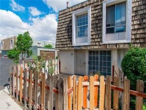 MLS #IV25225390 image #0