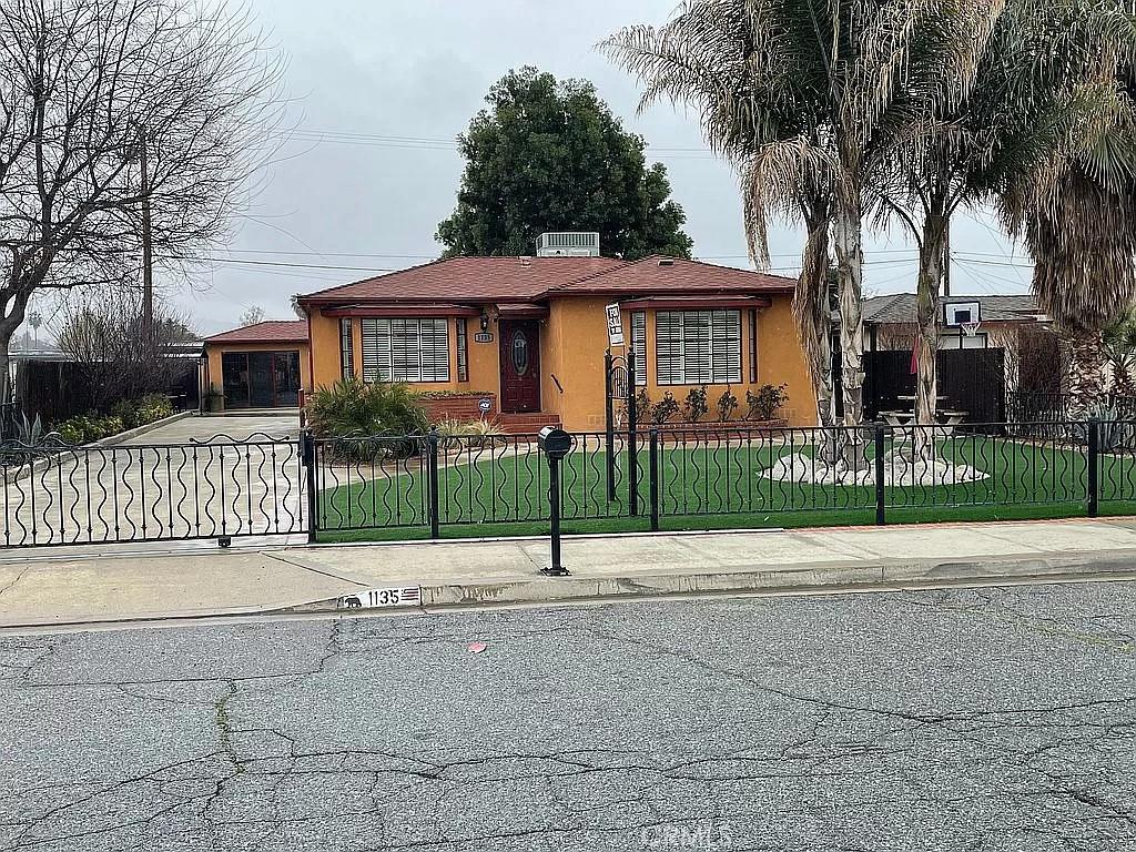 MLS #IV25227607 image #0