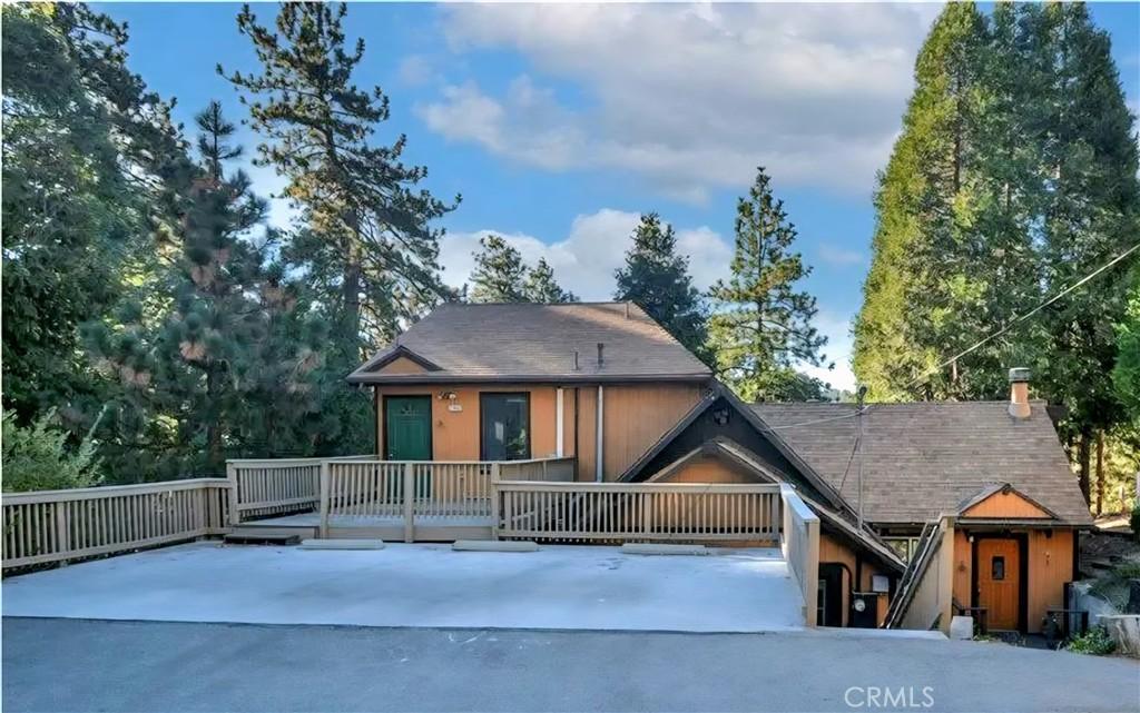 MLS #IV25231362 image #0