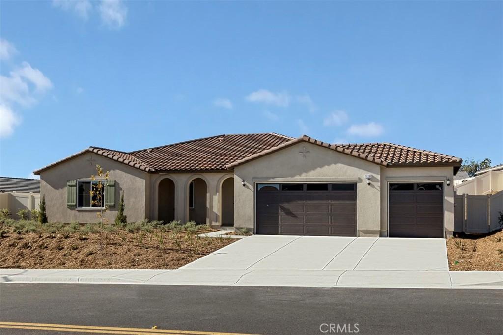 MLS #IV25232093 image #0