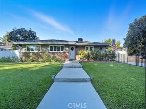 MLS #IV25233334 image #0