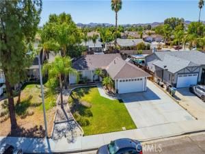 MLS #IV25233649 image #0