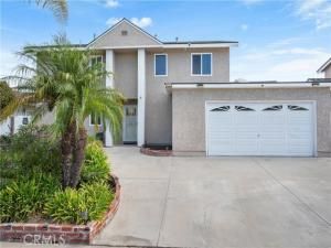 MLS #IV25238432 image #0