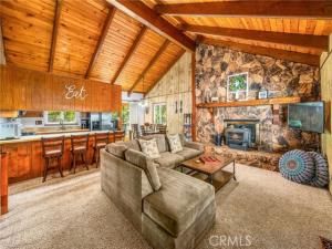 MLS #IV25242667 image #0